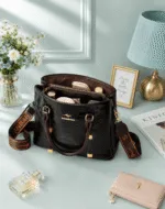 Luxe Noir Structured Women’s Handbag with Adjustable Strap - Image 3